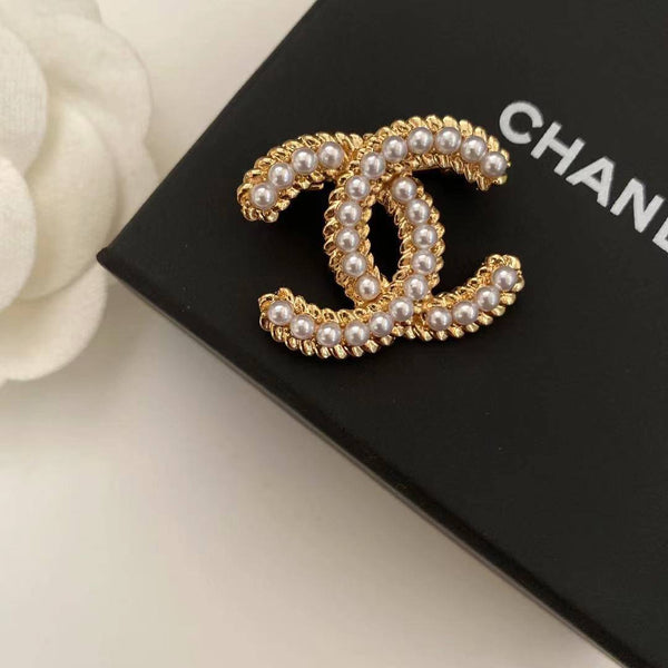 بروش - Chanel