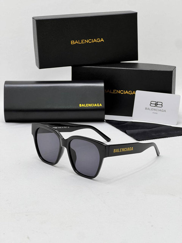 نظارة Balenciaga