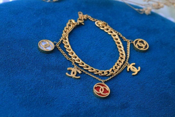 سوارة ماركة - Chanel