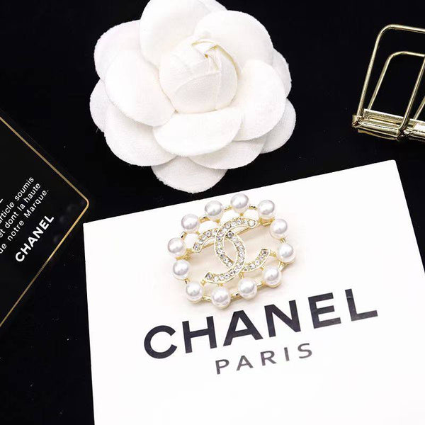 بروش - Chanel