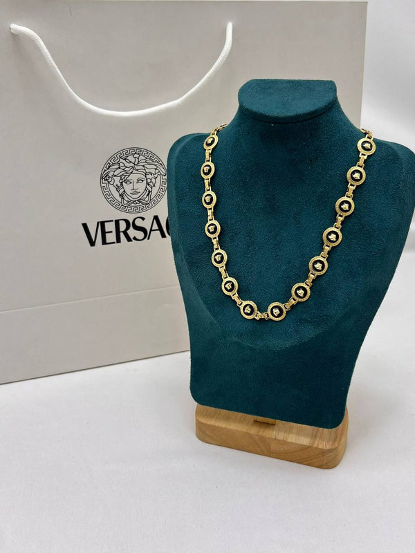 سنسال ماركة - Versace