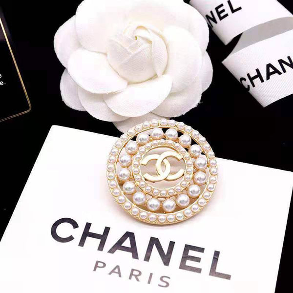 بروش - Chanel